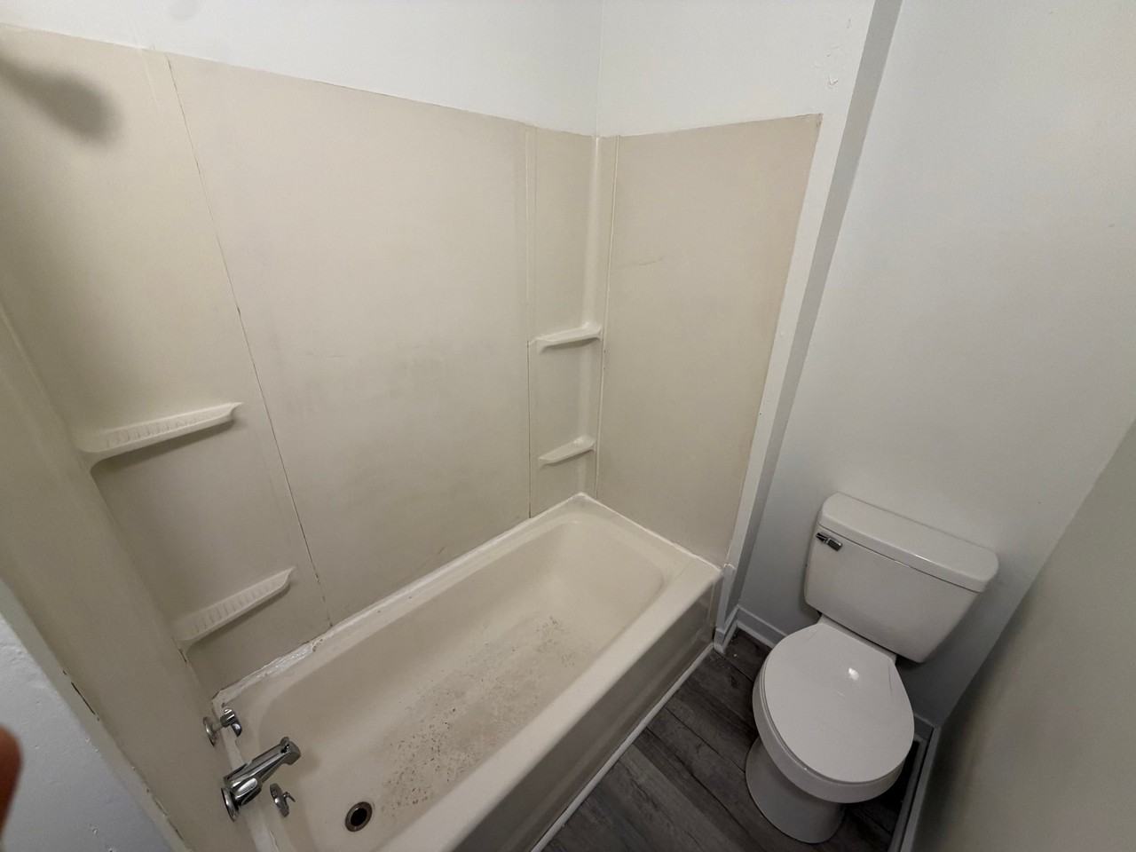 329 Pratt St - Photo 3 of 8