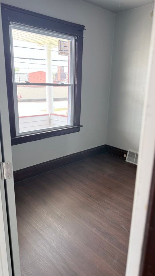 5295 Harvard Ave #3 - Photo 6 of 8