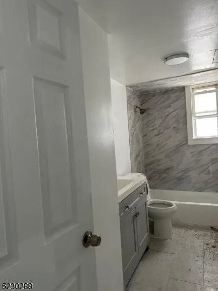 66 Wayne Ave #2 - Photo 3 of 7