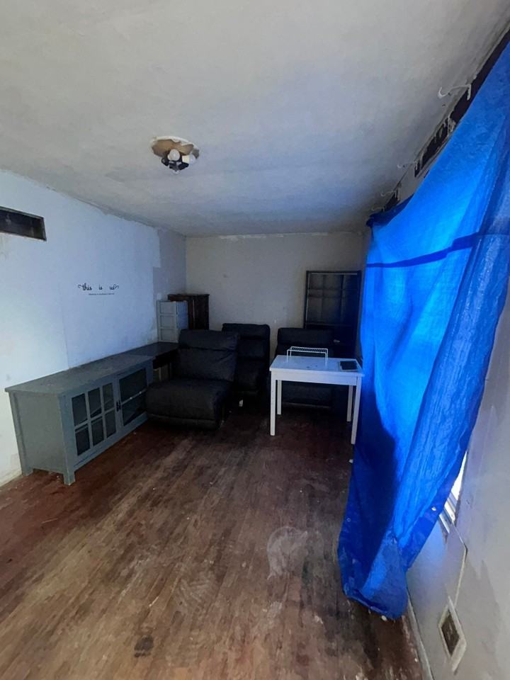 238 Connolly Dr - Photo 4 of 17