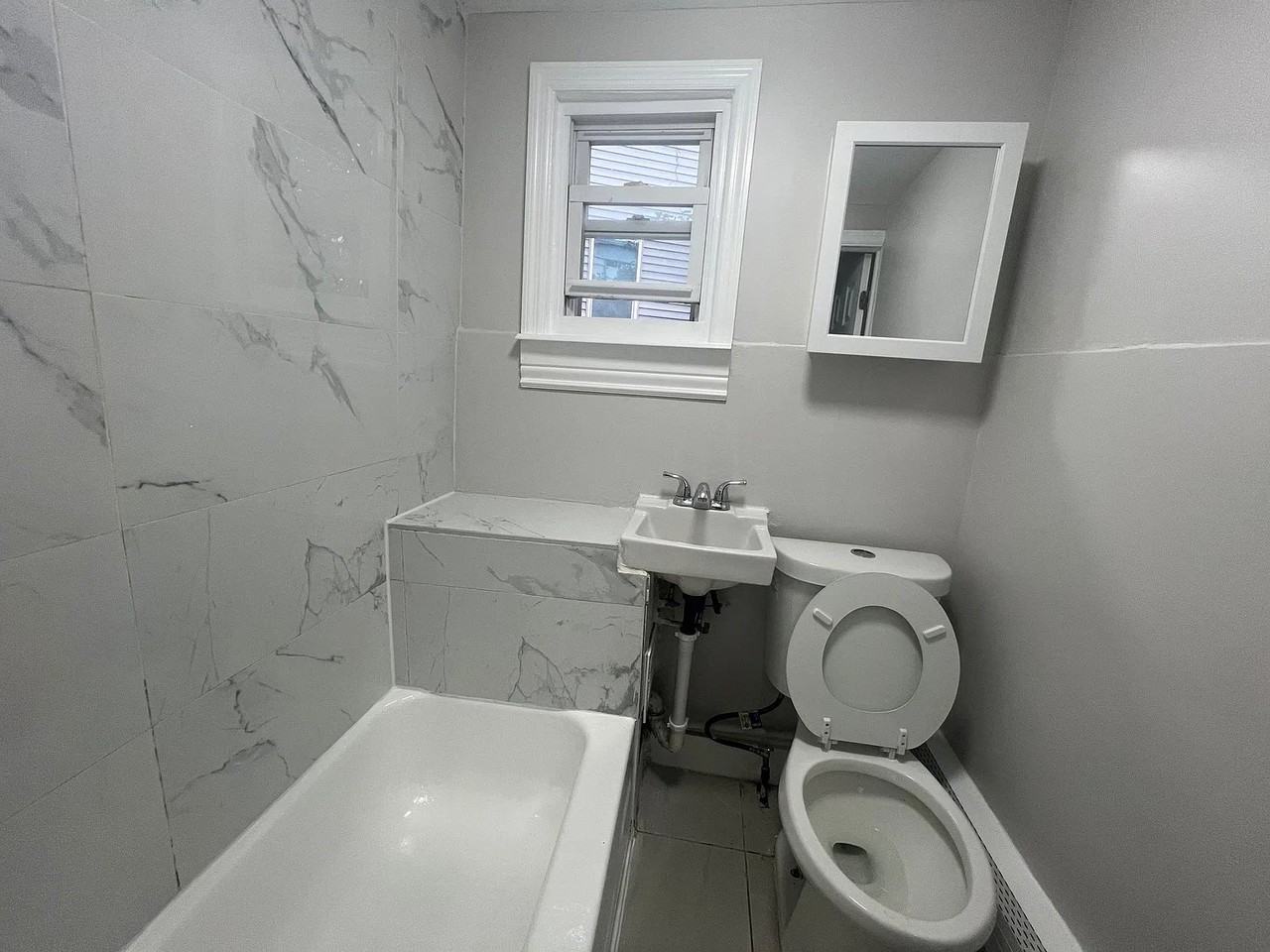 315 Marshall St #2 - Photo 7 of 9