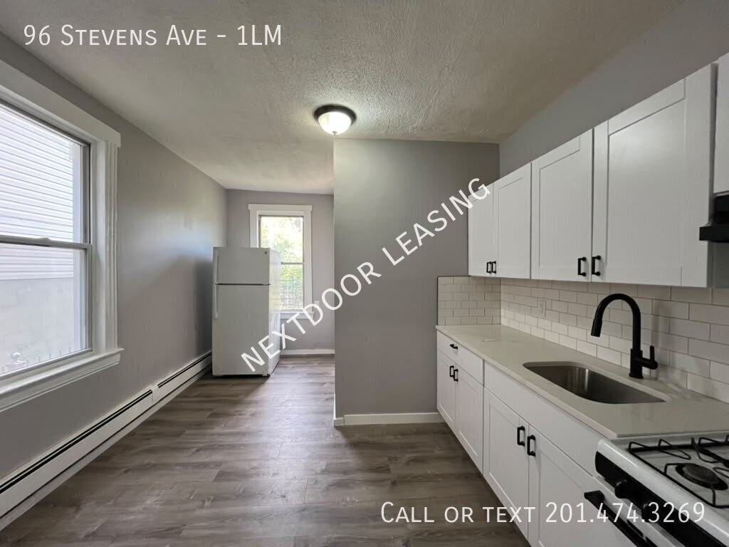 96 Stevens Ave #1LM - Photo 2 of 7