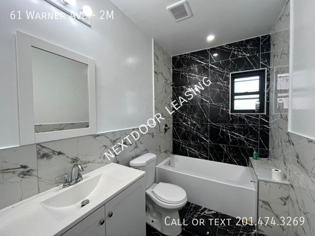 61 Warner Ave #2M - Photo 2 of 13