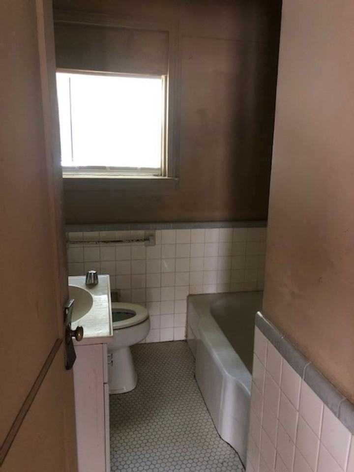 1501 Belwood St - Photo 3 of 5
