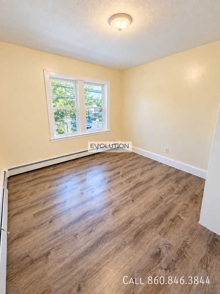 74 - 76 Oak St #2N - Photo 4 of 9