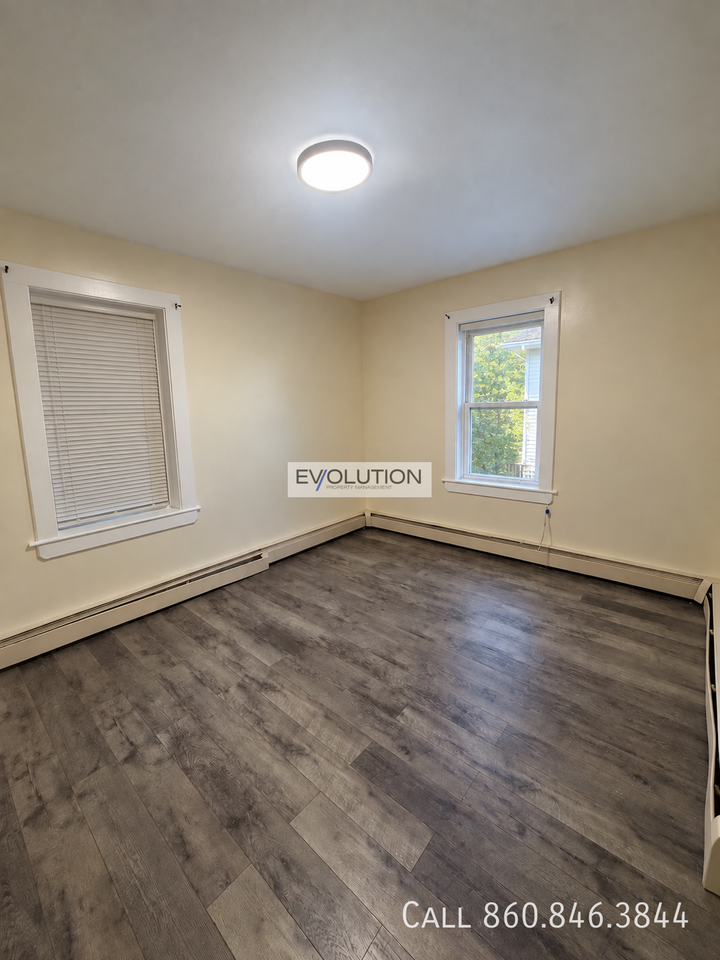 74 - 76 Oak St #2N - Photo 7 of 9