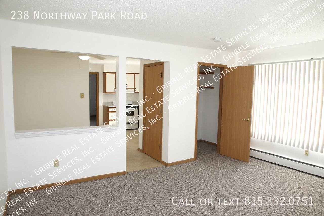 238 Northway Park Rd - Photo 5 of 20