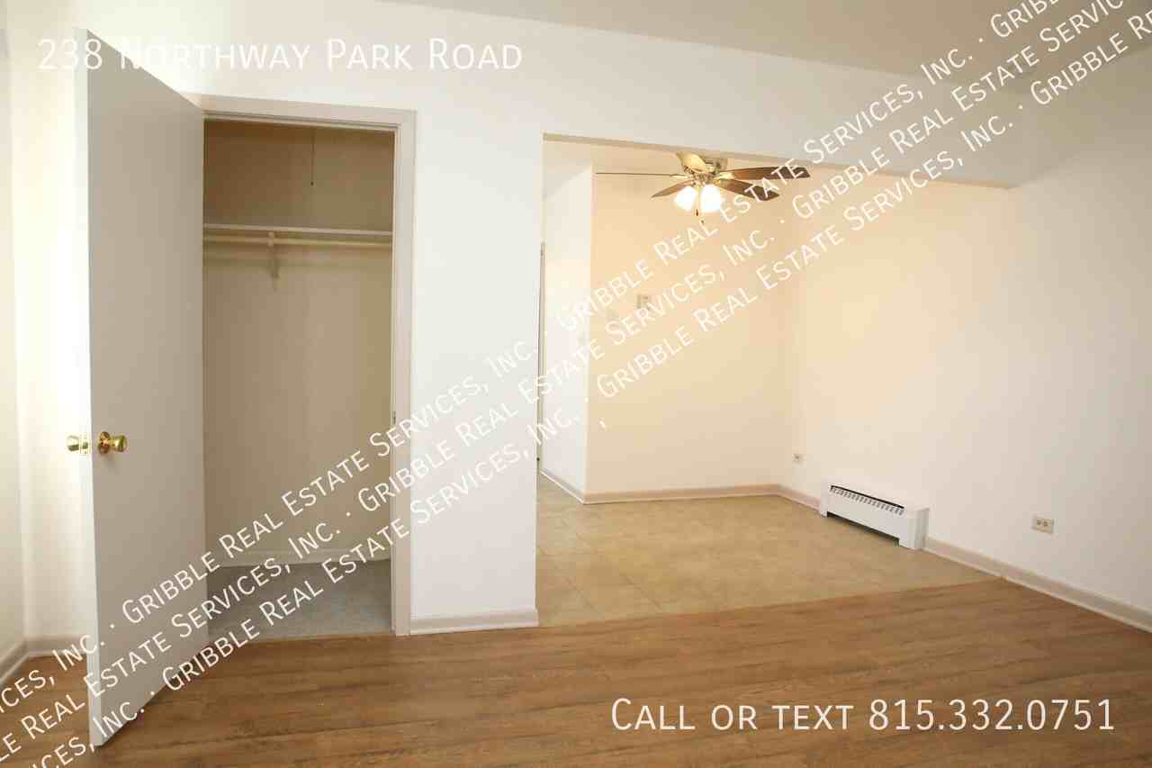 238 Northway Park Rd - Photo 6 of 20