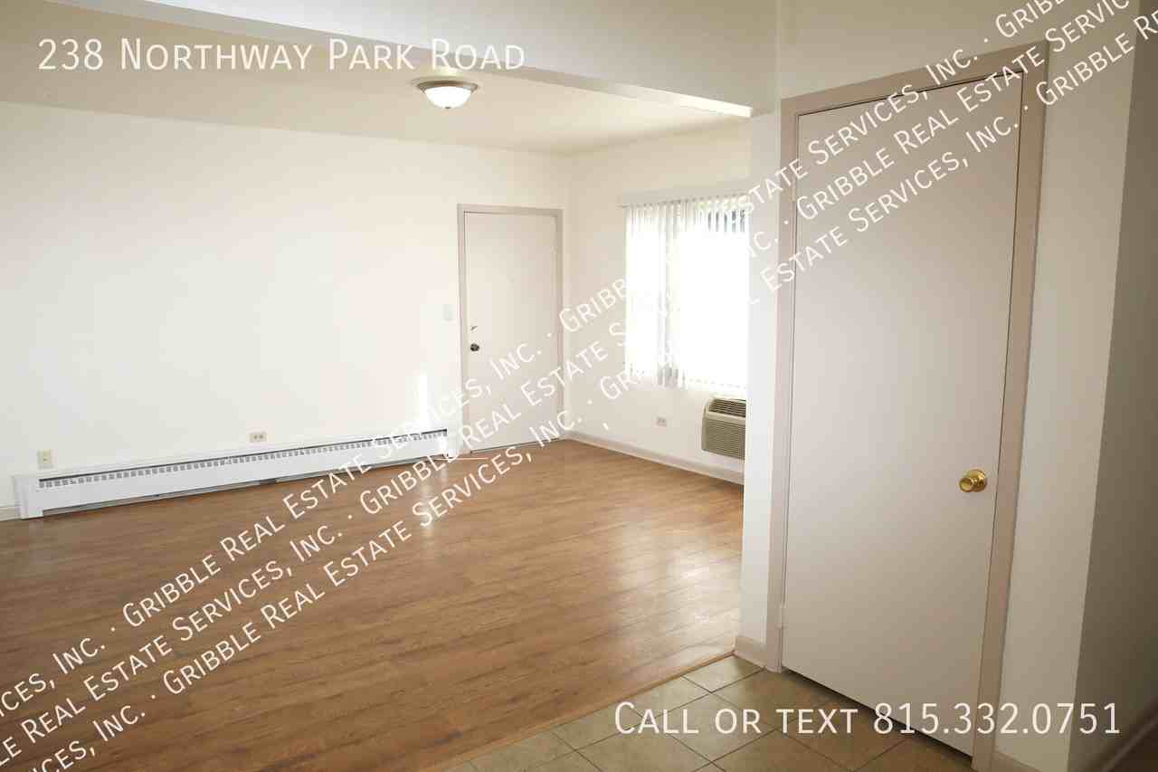238 Northway Park Rd - Photo 7 of 20