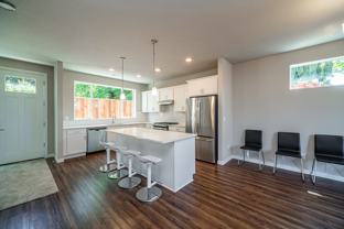 4054 Se Holgate Blvd - Photo 1 of 1