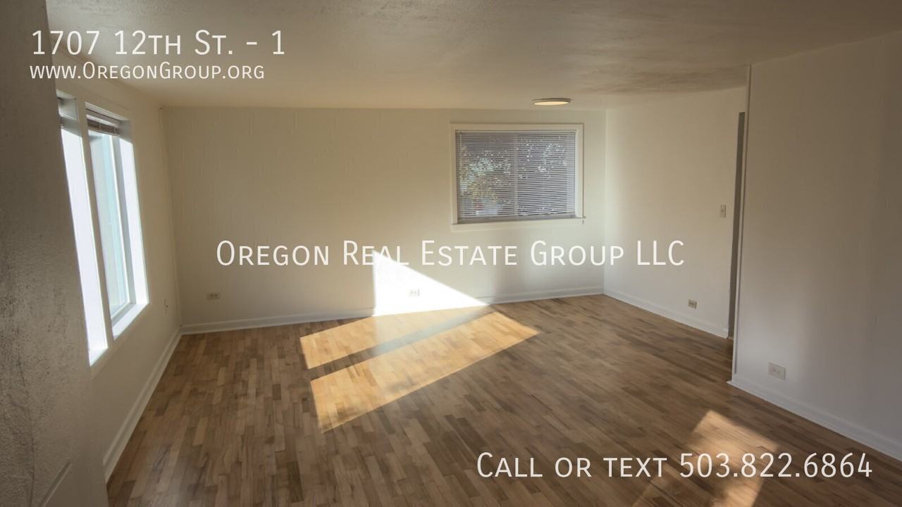 1707 12th St #1 - Photo 3 of 20