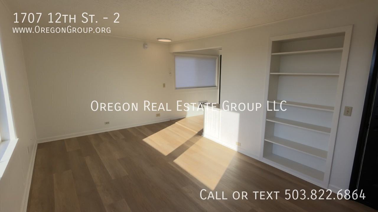 1707 12th St #2 - Photo 2 of 13