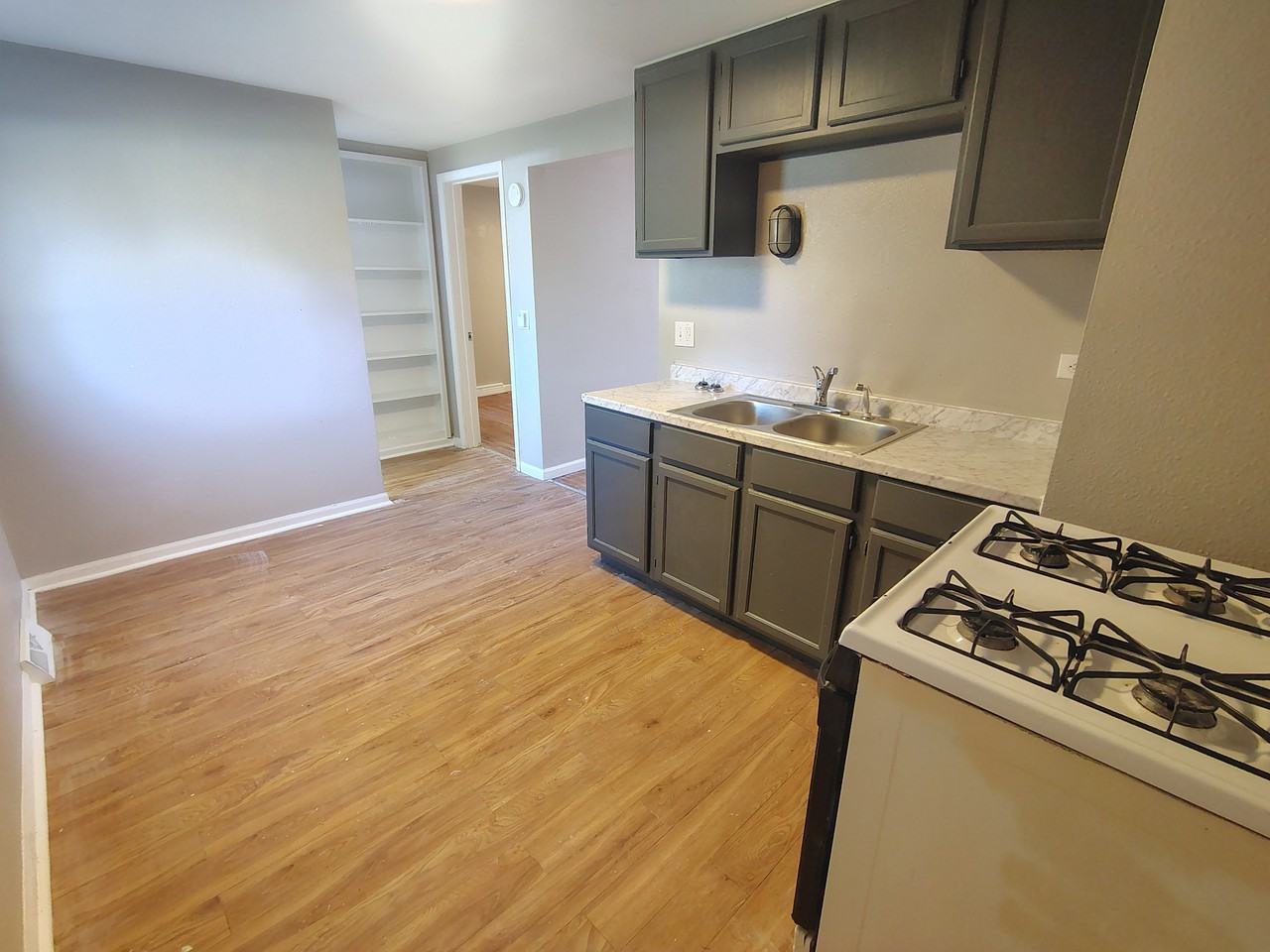 828 8th Ave #1 - Photo 3 of 4