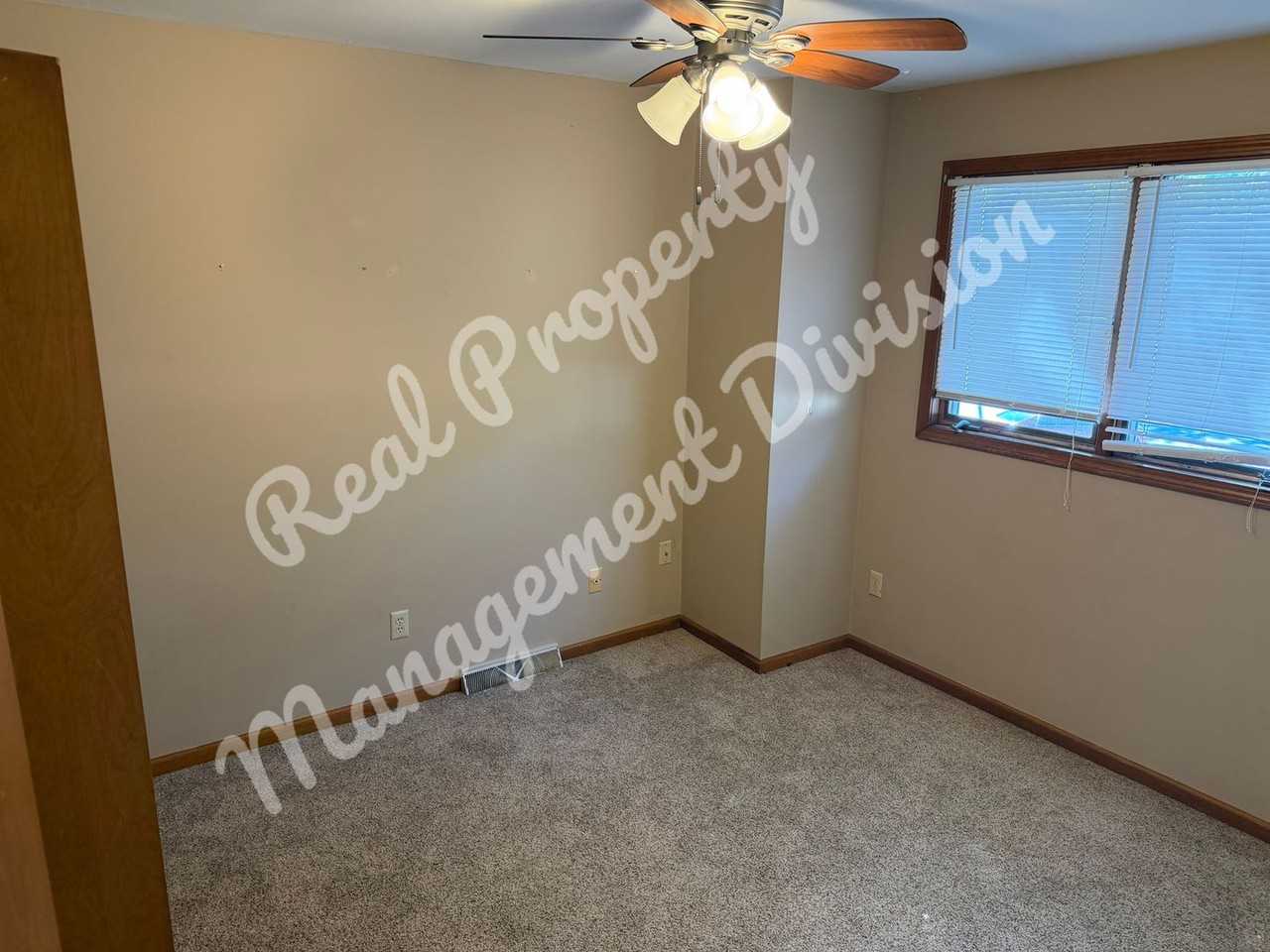 1009 Lori Ln #C - Photo 5 of 13