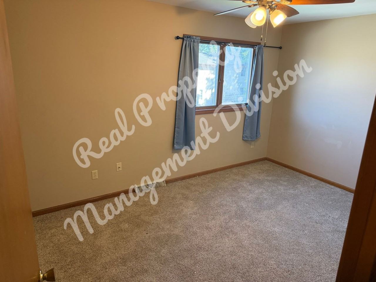 1009 Lori Ln #C - Photo 7 of 13