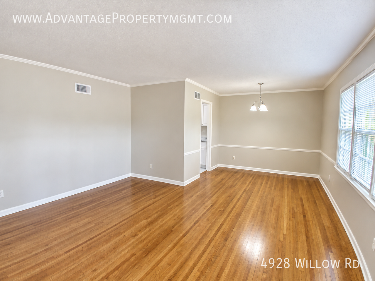 4928 Willow Rd - Photo 5 of 15