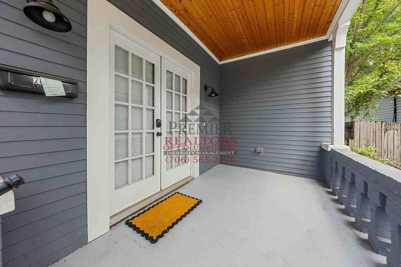 2818 1st Ave - Photo 2 of 29
