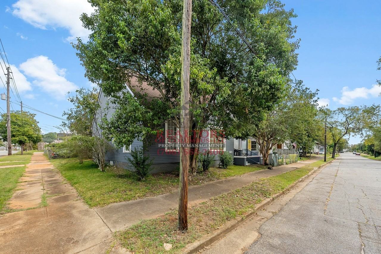 2818 1st Ave - Photo 7 of 29