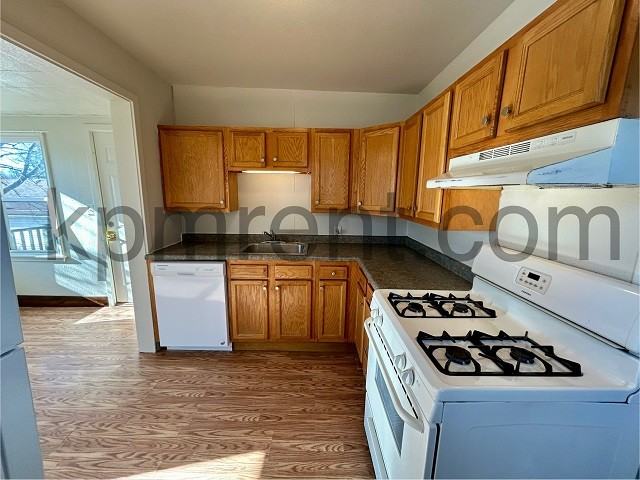 1203 9th Ave Sw #15-1 - Photo 3 of 18
