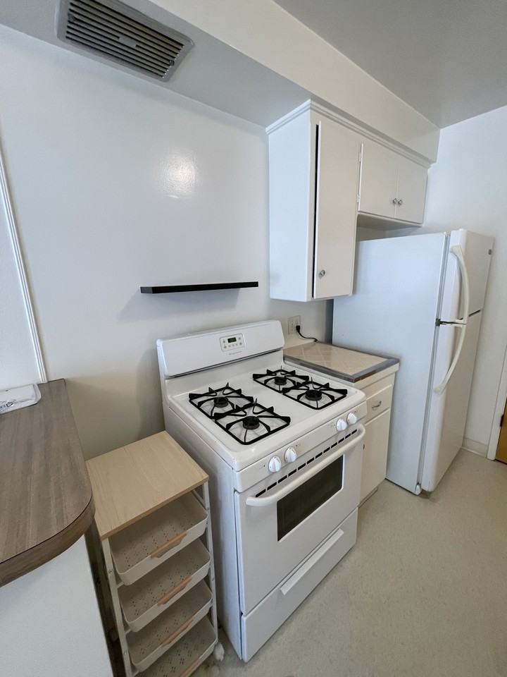 3355 Manning Avenue - Photo 7 of 43