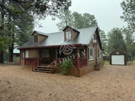 featured image of 3349 Panorama Dr