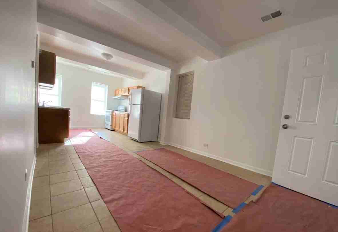 4302 S. HONORE - Photo 5 of 13