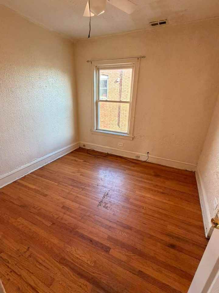 5250 West Crystal Street - Photo 6 of 8
