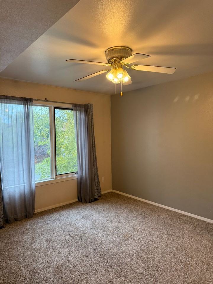 7351 Huntsmen Cir #18G - Photo 5 of 10