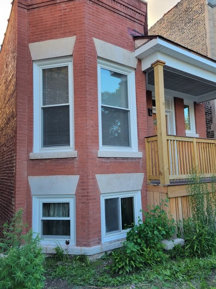 1344 S Fairfield Ave #1 - Photo 3 of 21