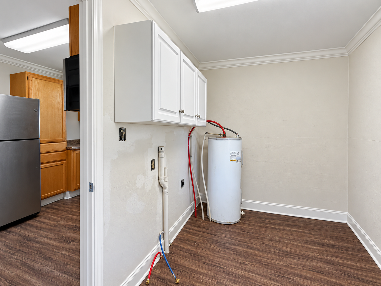532 Avenue B - Photo 7 of 11