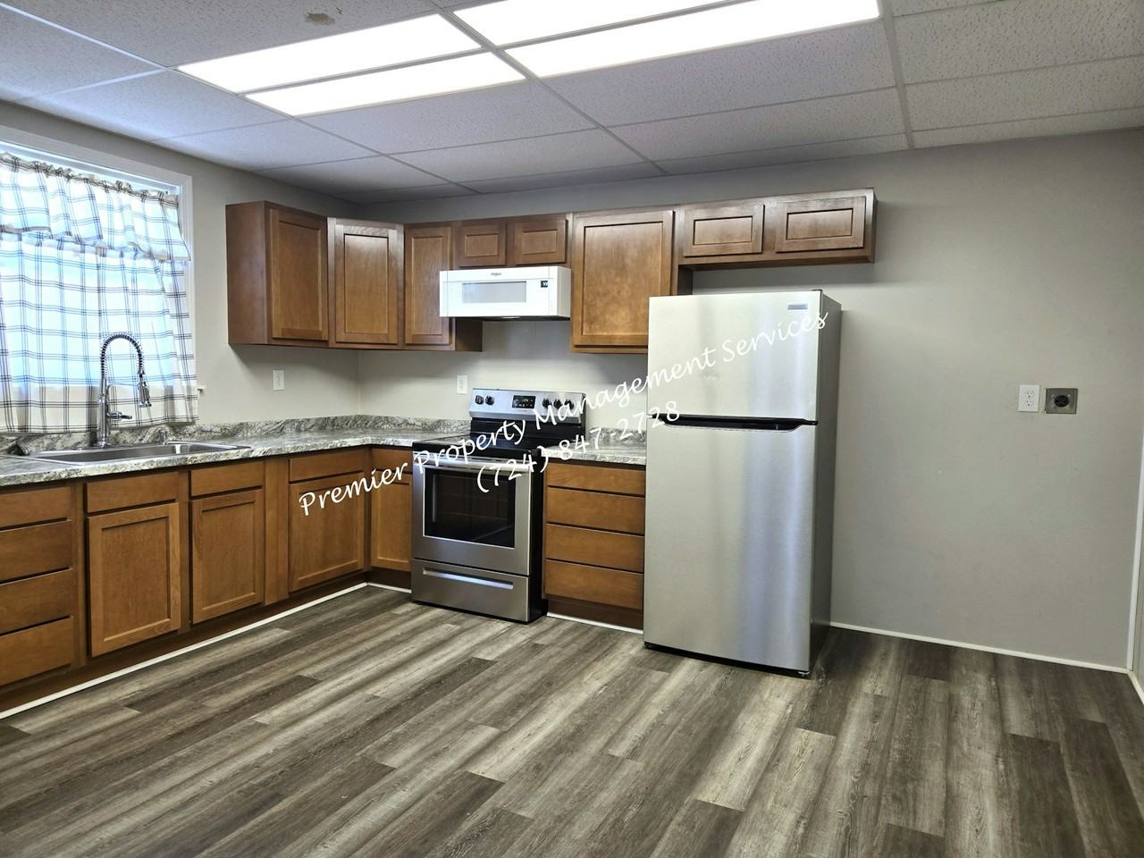 114 West Madison Avenue, Unit 114 - Photo 4 of 15