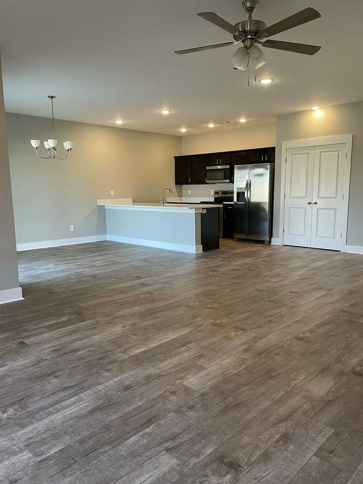 3652 Red Maple Way - Photo 6 of 20