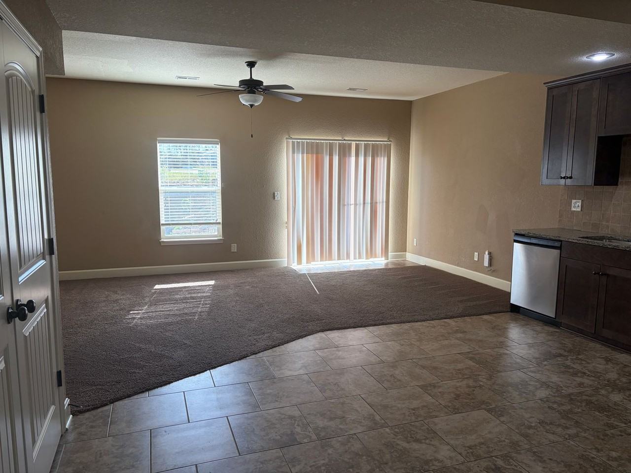3929 Nw 94th St - Photo 2 of 17