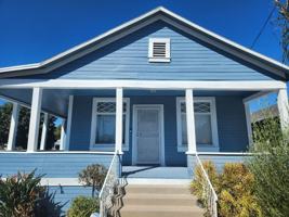 featured image of 380 W 10th St