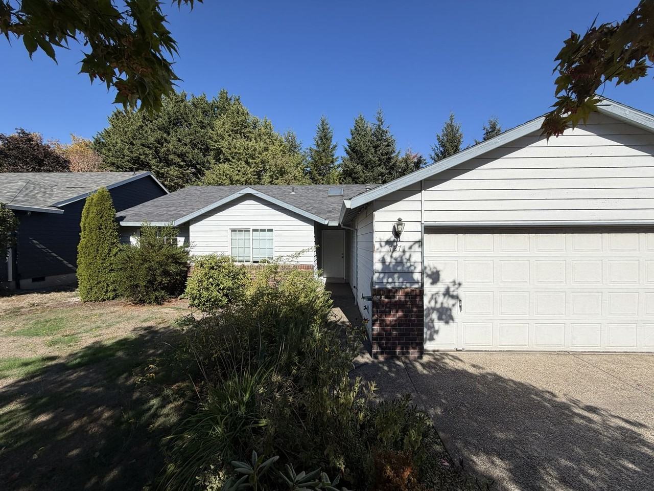 7271 Sw Applegate Dr - Photo 3 of 36