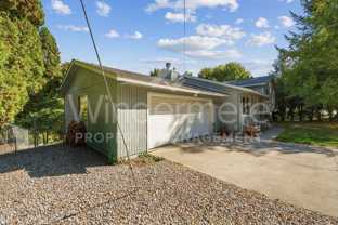 1335 S Ben Burr Blvd - Photo 1 of 1