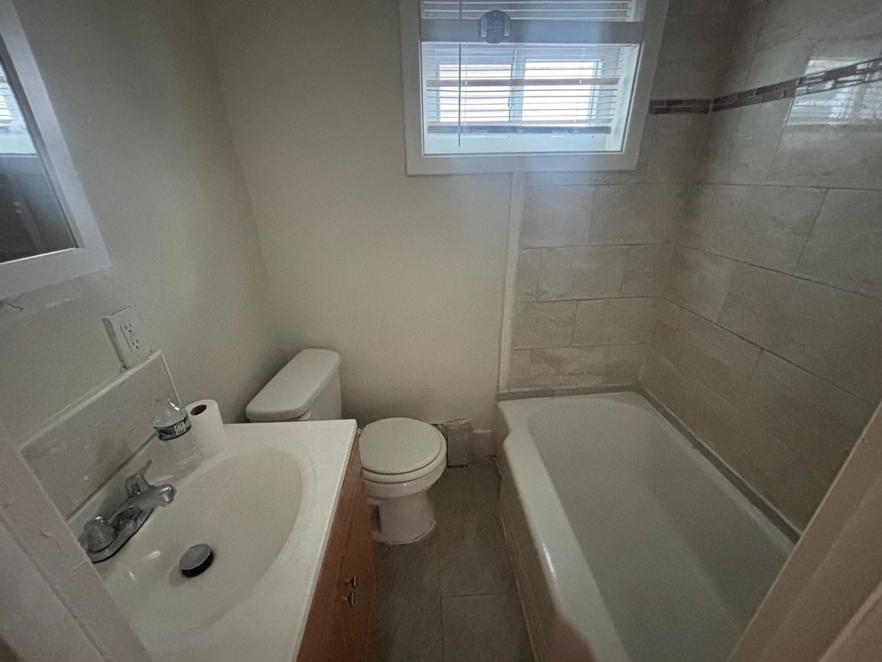 725 East Cornwall Street - Photo 6 of 17