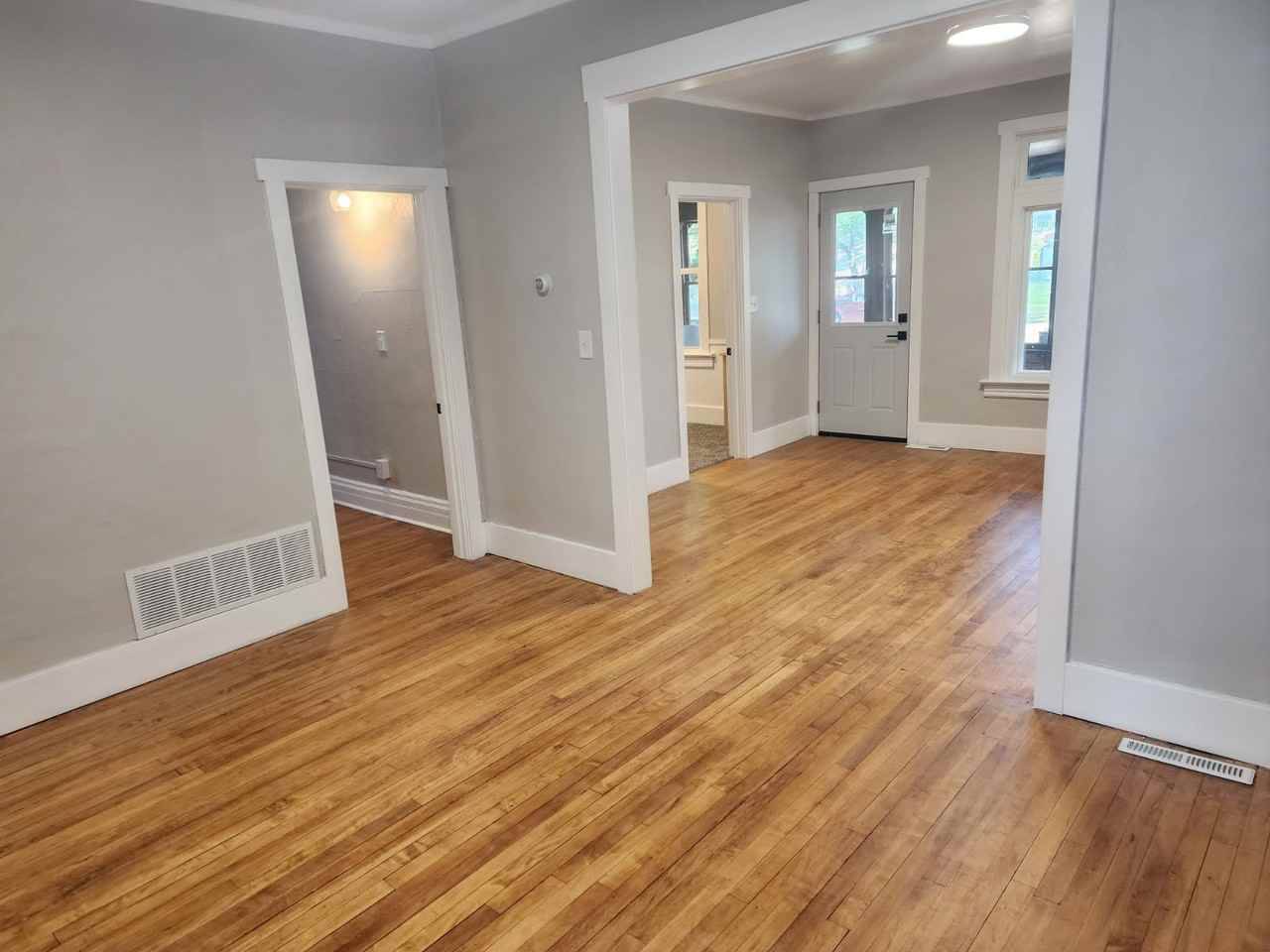 523 Jackson St #1 - Photo 3 of 12