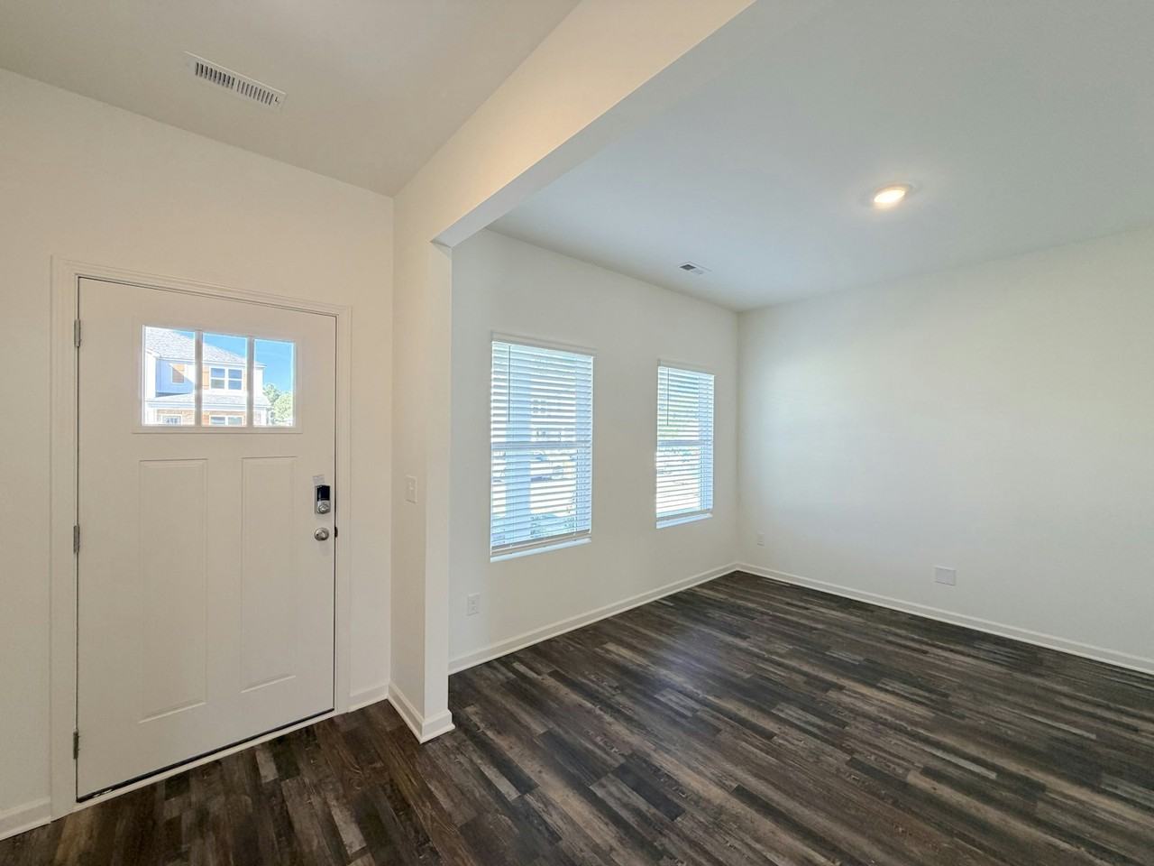 1444 Chelsea Park Drive - Photo 6 of 43