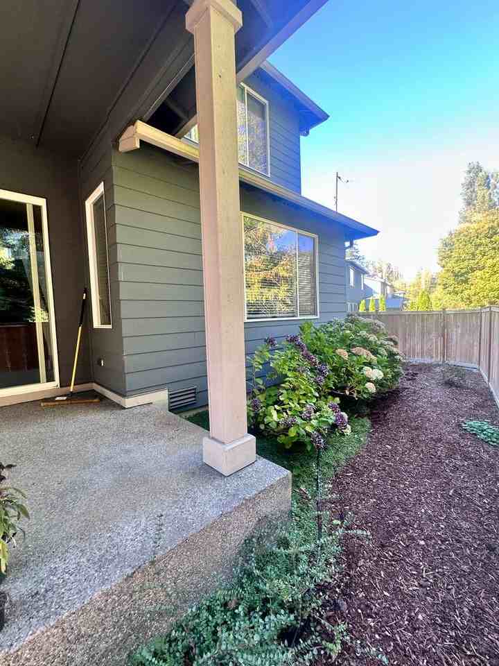 2451 Ne Sunnymede St - Photo 6 of 14