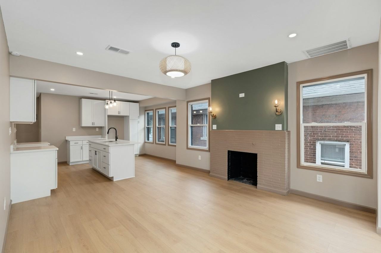 8776 Dexter Avenue, Unit B - Photo 2 of 16