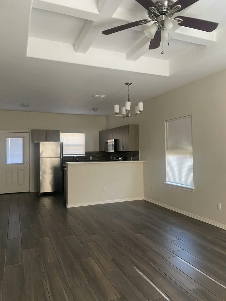 4009 Whitewing Avenue, Unit 2 - Photo 3 of 8