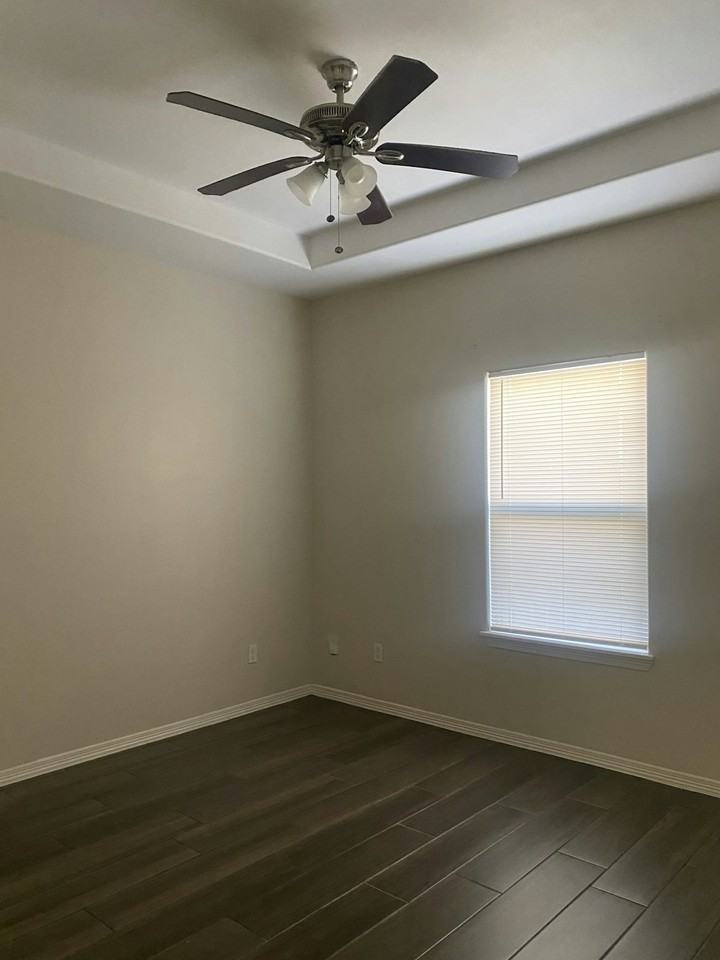 4009 Whitewing Avenue, Unit 2 - Photo 4 of 8
