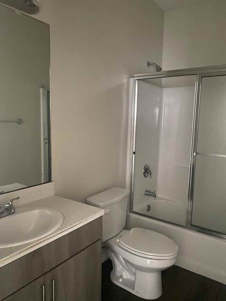 4009 Whitewing Avenue, Unit 2 - Photo 6 of 8