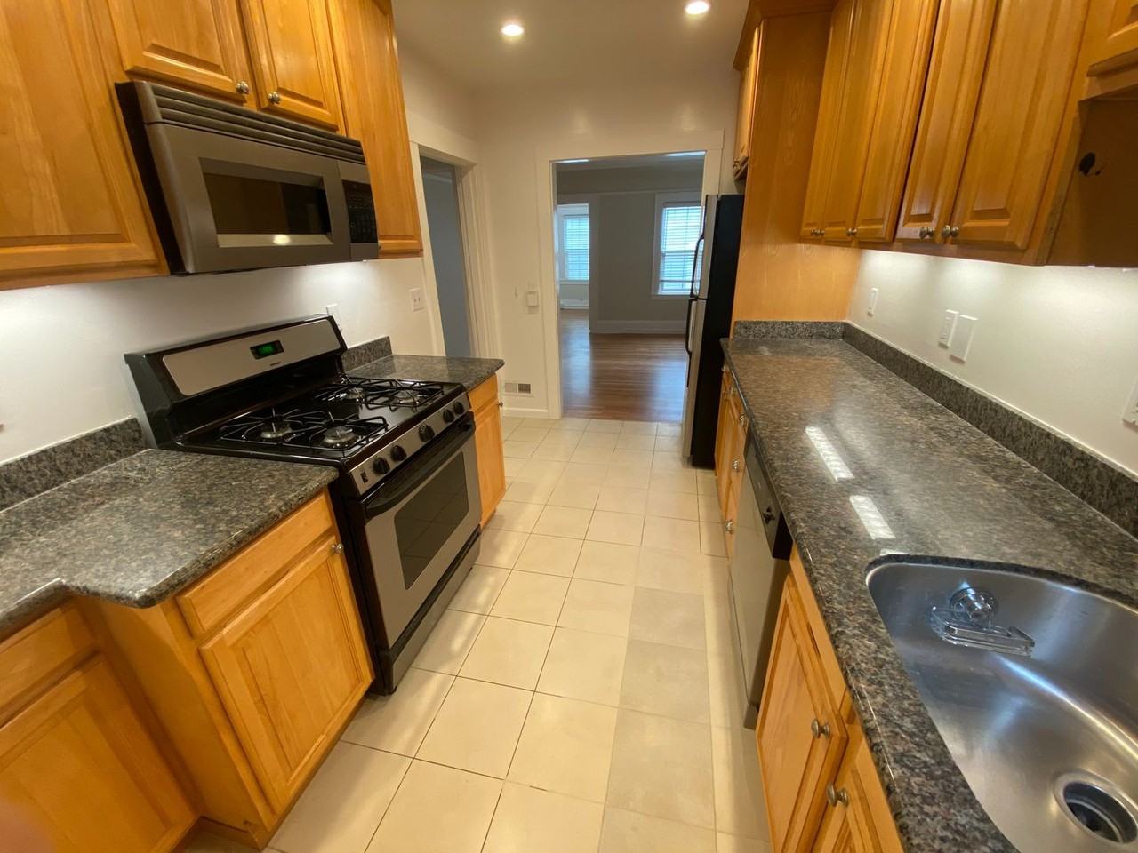6641 California St - Photo 4 of 15