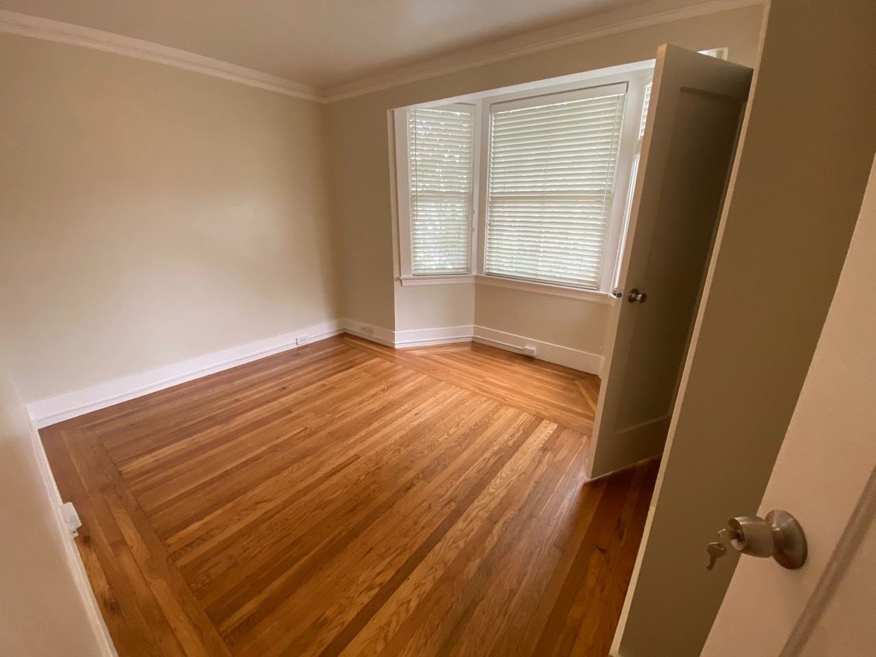 6641 California St - Photo 6 of 15