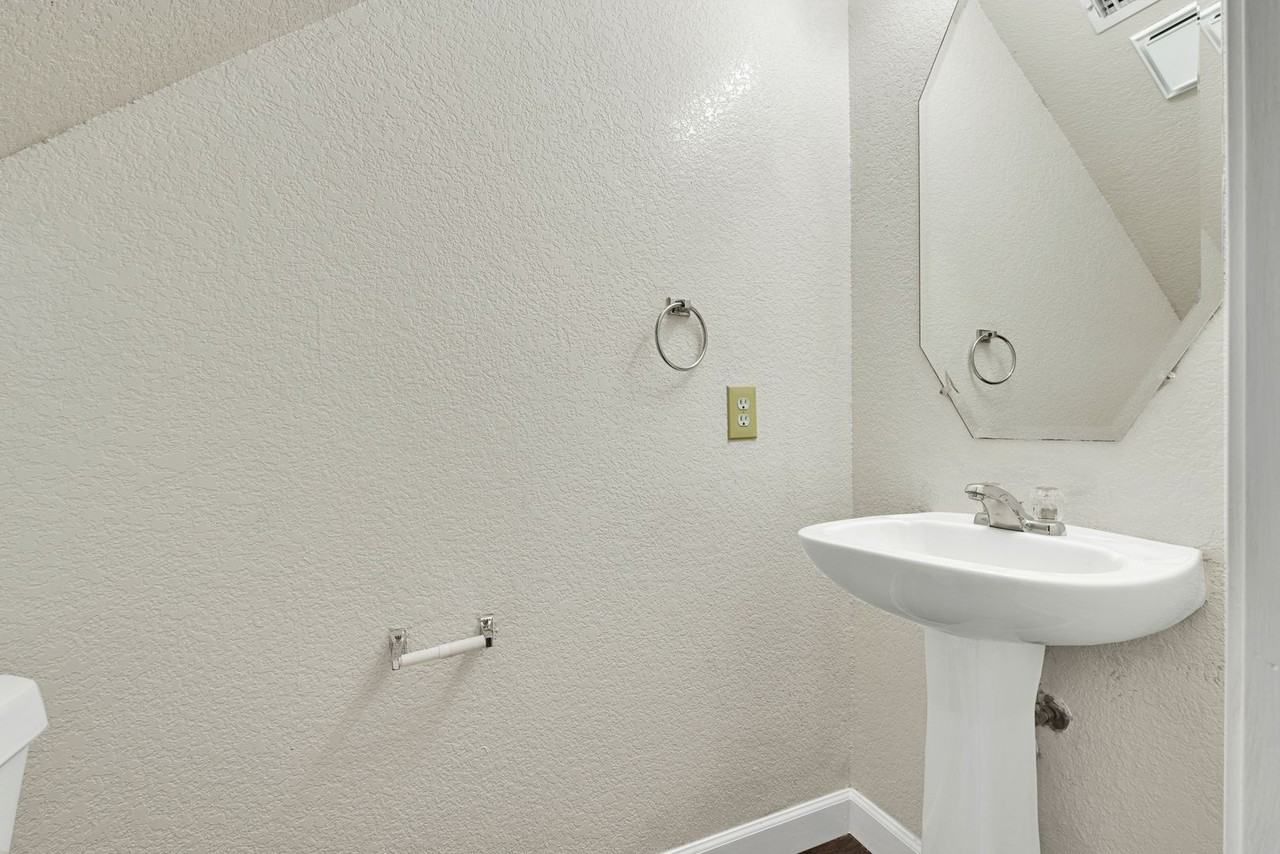8004 Santa Catalina - Photo 7 of 19