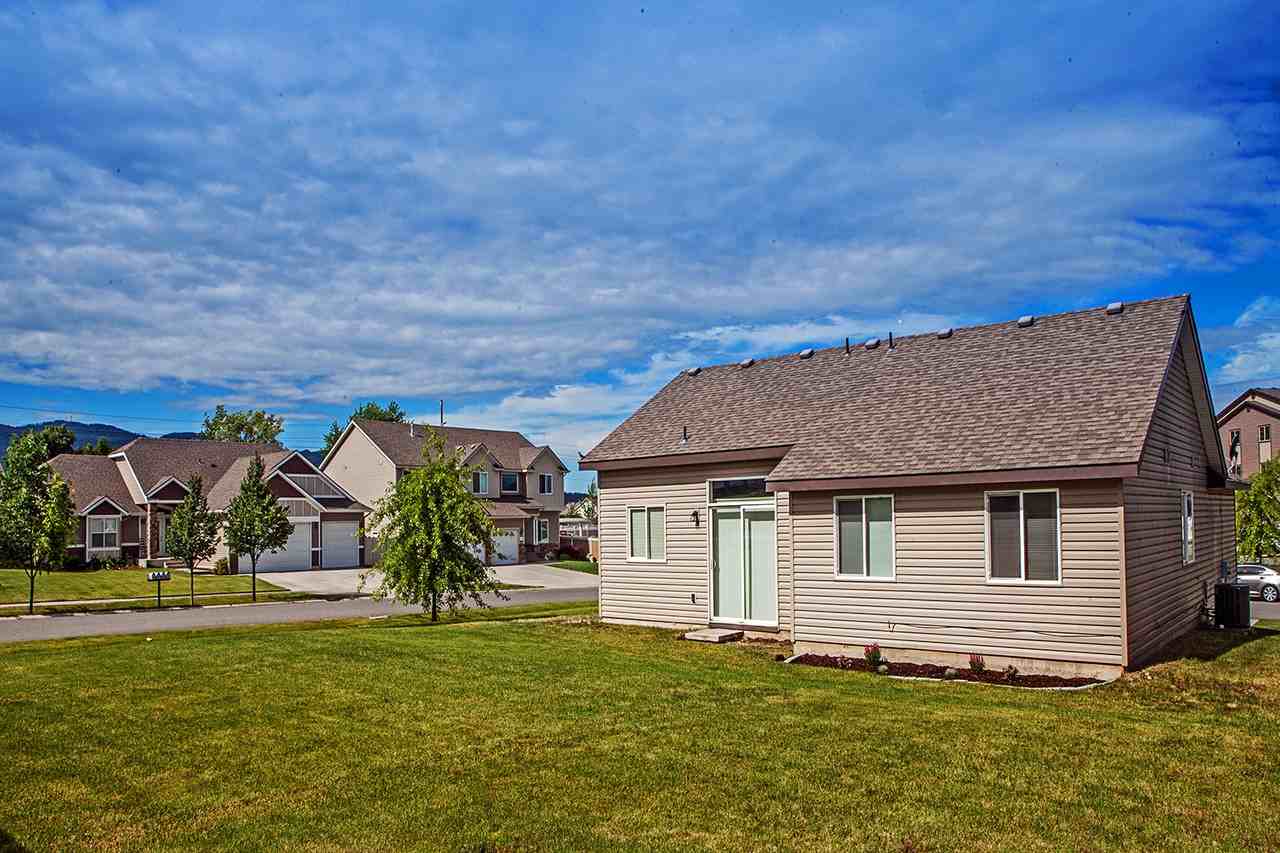2494 N Tiatan St - Photo 2 of 30