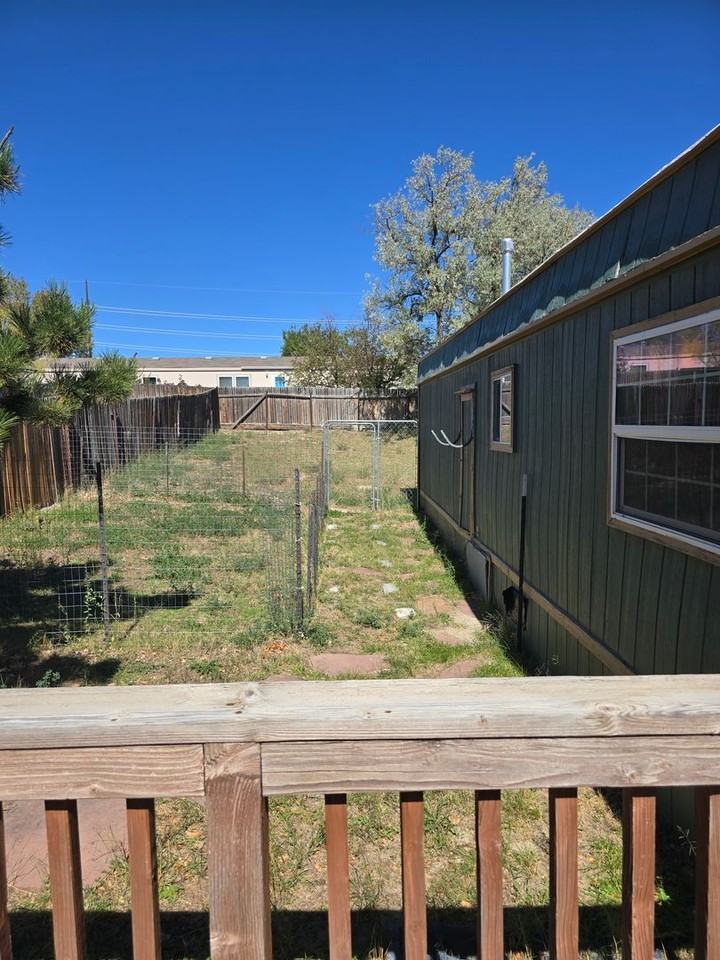 1139 Freden Blvd - Photo 4 of 19