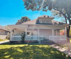 featured image of 2518 Carter Ave